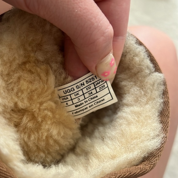 UGG classic boot - Picture 5 of 5